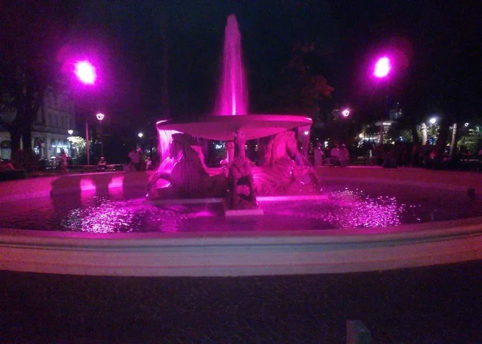 Doral アパートホテル